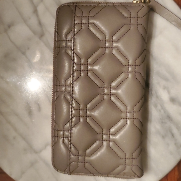 Kate Spade Leather Wallet - Picture 3 of 9